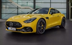 Vén màn xe thể thao Mercedes-AMG GT 43 2024 với động cơ "nhỏ mà có võ"