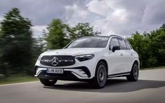 Mercedes-Benz GLC 2024 có thêm phiên bản mới, chạy 130 km mà không tốn 1 giọt xăng