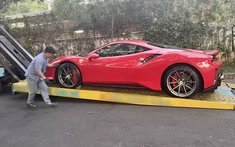 "Qua" Vũ tậu siêu xe Ferrari 488 Pista độc nhất Việt Nam của 1 đại gia sở hữu dàn xe "ngựa chồm" rất đẹp