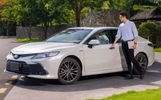 Người Việt vẫn ưu tiên chọn Toyota Camry khi mua xe gầm thấp cỡ D