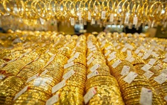Giá vàng hôm nay 10-5: Đồng loạt tăng sốc, vàng trong nước vượt mốc 89 triệu đồng/lượng