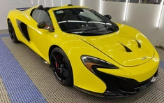 Lạ lẫm với siêu xe McLaren 650S Spider màu vàng biển Hà Nội, hóa ra lý lịch vô cùng nổi tiếng vì từng của hot girl Jessie Lương