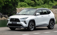 Doanh số Toyota giảm nhẹ trong tháng 6, Yaris Cross trở thành "quân bài chủ lực"