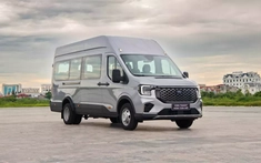 Ford Transit 2024 tại Việt Nam sở hữu nhiều công nghệ không kém xe SUV, giá khởi điểm từ 905 triệu đồng