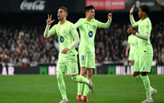 Ferran Torres lập hat-trick, Barcelona dễ dàng vào bán kết Cúp Nhà Vua