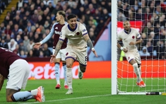 Rashford tỏa sáng, Aston Villa thắng kịch tính Chelsea