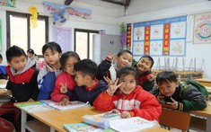 Tri thức dẫn lối cho mùa Xuân nở hoa của cô trò Làng Nủ