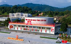 Lào Cai phát triển mạnh mẽ với hệ thống hạ tầng hành chính hiện đại