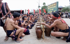 Gia Lai: Đồng bào Ba Na ở Kông Chro rộn ràng đón lễ Sơmă Kơcham