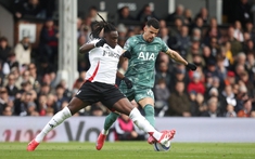 Thắng dễ Tottenham, Fulham vươn gần nhóm dự cúp châu Âu