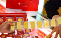 Giá vàng hôm nay 14/3: Tăng vọt lên mức kỷ lục