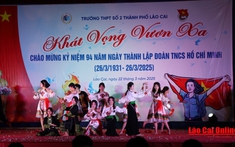 Sôi động đêm lửa trại "Khát vọng vươn xa" tại Trường THPT số 2 Thành phố Lào Cai