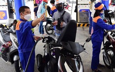 Giá xăng dầu hôm nay 4-4: Sự giảm giá mạnh nhất trong 3 năm