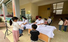 Sa Pa triển khai mạnh mẽ chiến dịch phòng chống bệnh sởi, tỷ lệ tiêm vắc xin đạt trên 95%