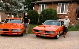 Gia đình say như điếu đỗ chiếc Pontiac GTO Judge đời 1969: Bố và con út có 2 xe y hệt