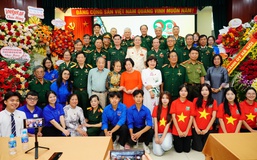 Câu lạc bộ Mãi mãi tuổi 20 kỷ niệm 20 năm thành lập