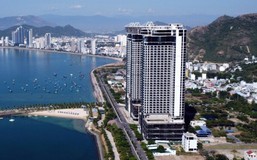 Ngân hàng rao bán lần thứ 4 siêu cao ốc Nha Trang, giá giảm sâu