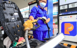 Giá xăng dầu chiều 18/9: Đồng loạt tăng