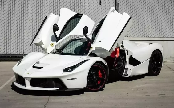 Bạn có biết bạn vẫn có thể mua một chiếc Ferrari LaFerrari hoàn toàn mới không?