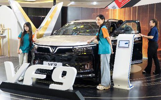 Trải nghiệm VF 7, VF 8, VF 9, người dùng TP.HCM ngỡ ngàng vì “quá mạnh, quá êm”