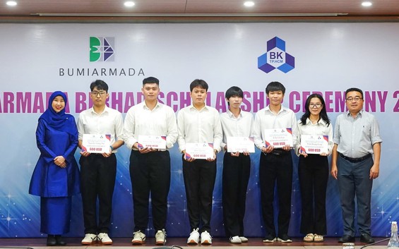 Trường ĐH Bách khoa triển khai đồng loạt chính sách hỗ trợ sinh viên: Hướng tới môi trường học tập an toàn và hội nhập quốc tế