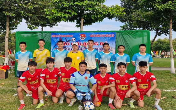 Sôi nổi giao lưu thể thao chào mừng Ngày truyền thống