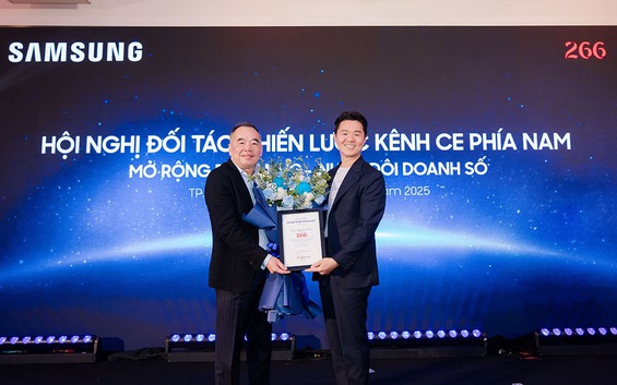Samsung "bắt tay" nhà phân phối lớn ở miền Nam, mở rộng bán điện thoại trong siêu thị điện máy