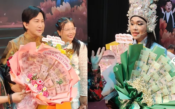 Nam nghệ sĩ 2004 hát xong, khán giả ùa lên tặng tiền mặt