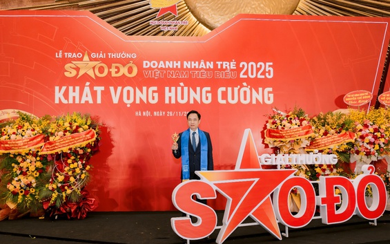 Tổng Giám đốc Dược Nam Hà được vinh danh Doanh nhân trẻ Việt Nam tiêu biểu 2025