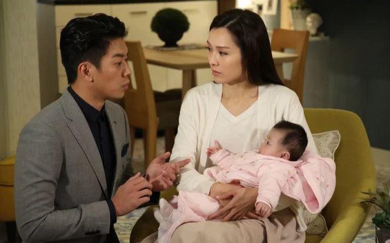 Ở nhà chăm con mua gì cũng phải ngửa tay xin chồng: Đây là cách không kiếm ra tiền nhưng vẫn có quyền lên tiếng!
