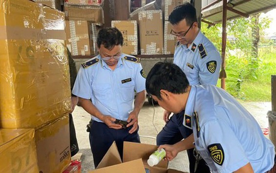 Chống hàng giả, tin giả: Cần chế tài đủ mạnh, hành lang pháp lý đủ rộng