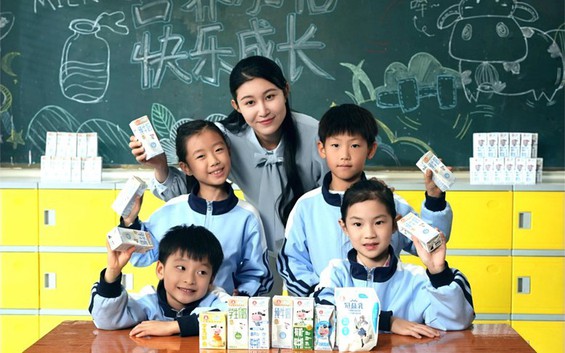 Sữa học đường ở Trung Quốc: 25 năm cải thiện thể trạng và tầm vóc học sinh