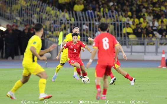 Tuyển Việt Nam thua đậm 0-4 trước dàn sao nhập tịch của Malaysia