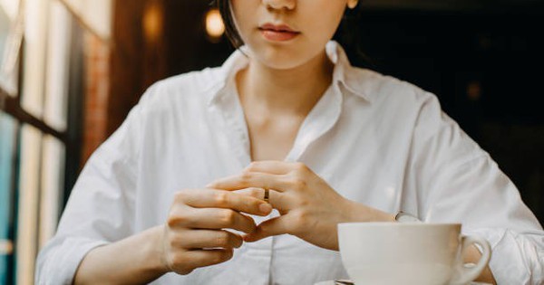 Ly hôn rồi vẫn gánh 600 triệu vì "sai lầm chí mạng", tôi nhận lấy bài học xương máu từ chồng cũ