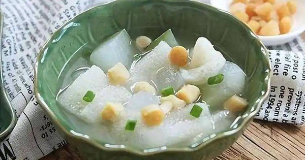 Nếu cứ tiếp tục ăn bí đao theo 3 kiểu này chính là đang &quot;hành hạ&quot; thận của bạn! Vào mùa hè dù ngon mấy cũng phải bỏ qua