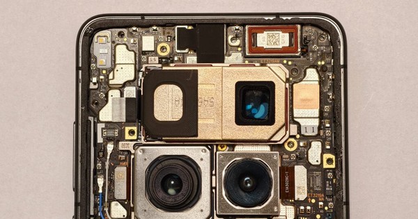 Vivo X300 Ultra hé lộ camera góc siêu rộng 50MP với cảm biến lớn, ẩn chứa bất ngờ mới